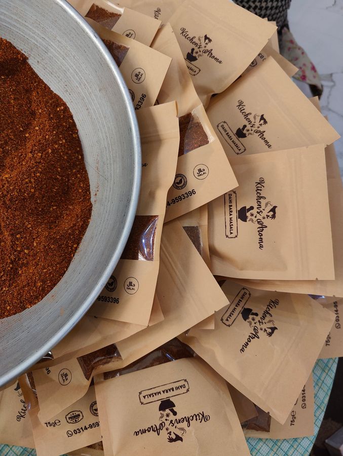 Packing Dahi Bara Masala